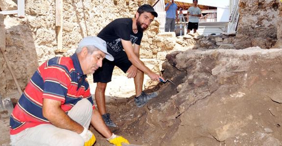 Side'de tarih gün yüzüne çıkıyor