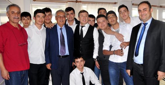 Tanju Çolak Kaş'ta futbol akademisi açacak