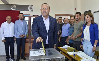 Dışişleri Bakanı Çavuşoğlu, Alanya'da oyunu kullandı