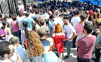 Adliyede 327 kişilik kadro için binlerce kişi müracaat etti