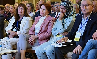 Akşener aday olmadığını açıkladı