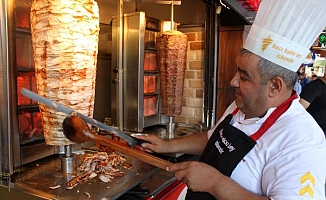 Antalyalı döner ustaları yaz boyunca 10 kilo veriyor