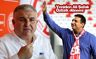 Antalyaspor Başkanı Bulut, görevini devretti