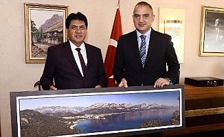 Başkan Gül, Bakan Ersoy'u ziyaret etti