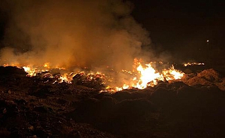 Demre atık alevi ve dumanına boğuldu