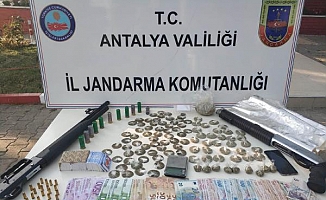 Manavgat'ta uyuşturucu operasyonları
