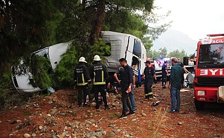 Kemer'de feci kaza! Ölü sayısı 4'e yükseldi