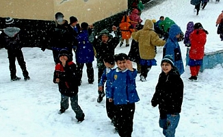 Antalya'da eğitime kar engeli