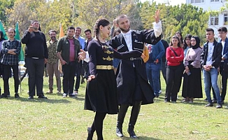 Akdeniz Üniversitesi'nde Nevruz coşkusu