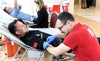 Konyaaltı Belediyesi'nden kan bağışına destek