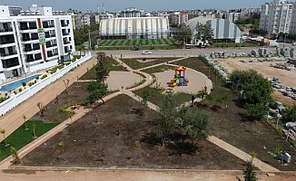 Kızıltoprak'ta yeni park çalışması