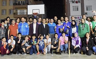 Demre'de Sokak Basketbolu Turnuvası