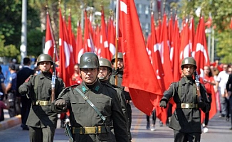 Antalya'da Zafer Bayramı coşkusu