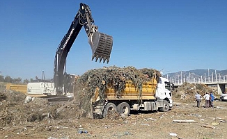 Demre'deki atıklar kaldırılıyor