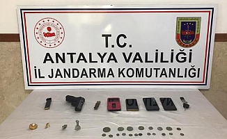 Manavgat'ta 1400 yıllık 24 parça tarihi eser ele geçirildi