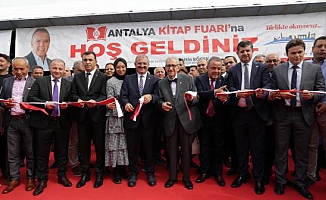 Antalya Kitap Fuarı 10'uncu kez kapılarını açtı