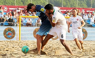 Dünya Plaj Futbolu Şampiyonası Alanya'da sürüyor