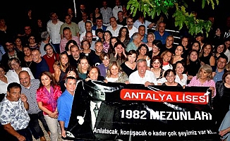Antalya Lisesi mezunları buluştu