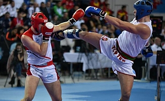 Kick Boks Dünya Şampiyonası'nda 17 madalya