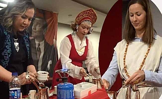 En iyi Türk kahvesini Litvanyalı gelin pişirdi