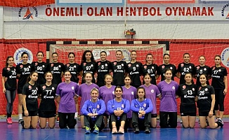 Hentbolun gol kraliçesi