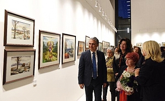 Türkan Şoray'da yılın ilk sergisi açıldı