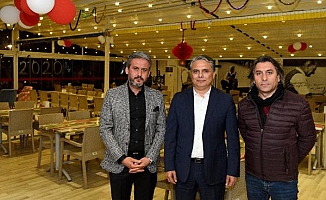 Üniversite öğrencilerine ücretsiz yemek