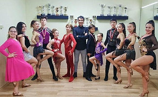 Yılın ilk ulusal dans yarışması Antalya'da