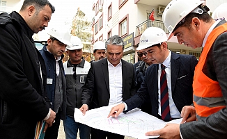 Başkan Uysal, doğalgaz altyapı çalışmaları denetledi