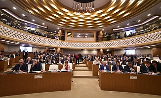 Büyükşehir meclisinde çoğunluk sağlanamadı