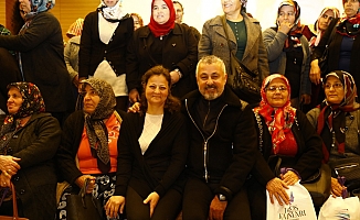 Manavgatlı Bin 500 kadın Antalya'yı gezdi
