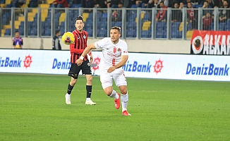Podolski’den 5 maçta, 5 puanlık katkı