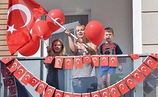 Antalya'daki yerleşik Rusların 23 Nisan coşkusu