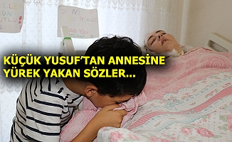 Annesinin başında adeta nöbet tutuyor!