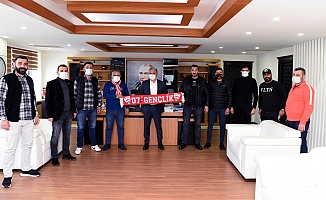 Antalyaspor’un 55’inci doğum gününde Muratpaşa’dan Taraftar Kahvesi 