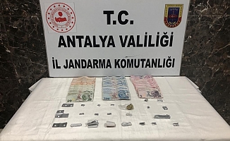 Jandarmadan uyuşturucu baskını