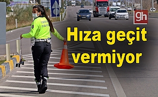 Türkiye’nin tek kadın radar polisi Antalya'da!