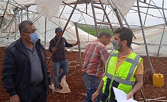 Korkuteli Ulucak'ta serası zarar gören çiftçiye destek