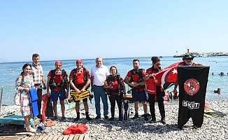 Kemer’de su altı temizliği