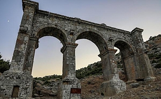 Tarihi Üç Kapılar'ın benzeri, keşfedilmeyi bekliyor