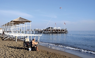 Kundu’da turizm sezonu bitti sahiller az sayıda turiste kaldı