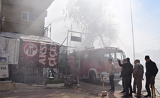  Aksu'da korkutan ev yangını