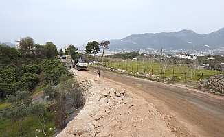 Alanya Çıplaklı, Dimçayı, Oba ve Karakocalı’da imar yolu çalışması