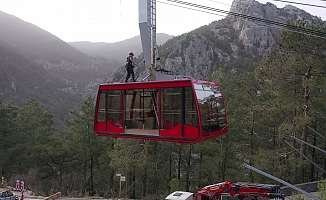 Teleferiğin çekici halatı değiştirildi