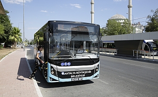 Antalya’da YKS adaylarına toplu ulaşım desteği