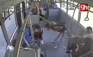 Öğretmeni Iraklı çocuğu halk otobüsünde unuttu!