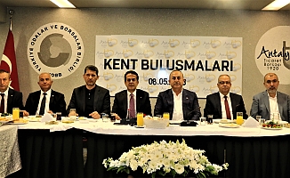 Bakan Çavuşoğlu: “Şimdiden gaz ticaretinde önemli bir ülke haline geldik”