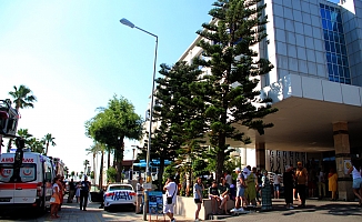 Antalya'da 5 yıldızlı otelde yangın paniği