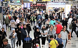 Antalya’ya hava yoluyla gelen yabancı turist sayısı 7 milyonu geçti