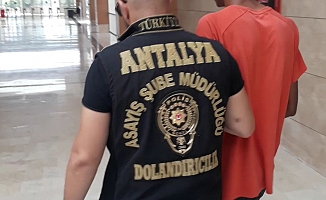 Antalya’da kendisini polis olarak tanıtıp 1 milyon 600 bin liralık vurguna 6 gözaltı